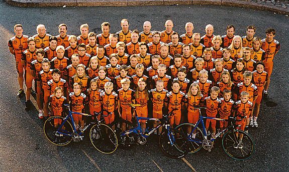 IK team 1999 IK 32